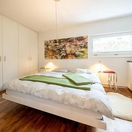 Exklusive Terrassenwohnung Mit Jacuzzi & Panorama Scuol